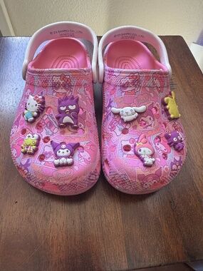 Hello Kitty And Friends Girls Crocs Size J 1